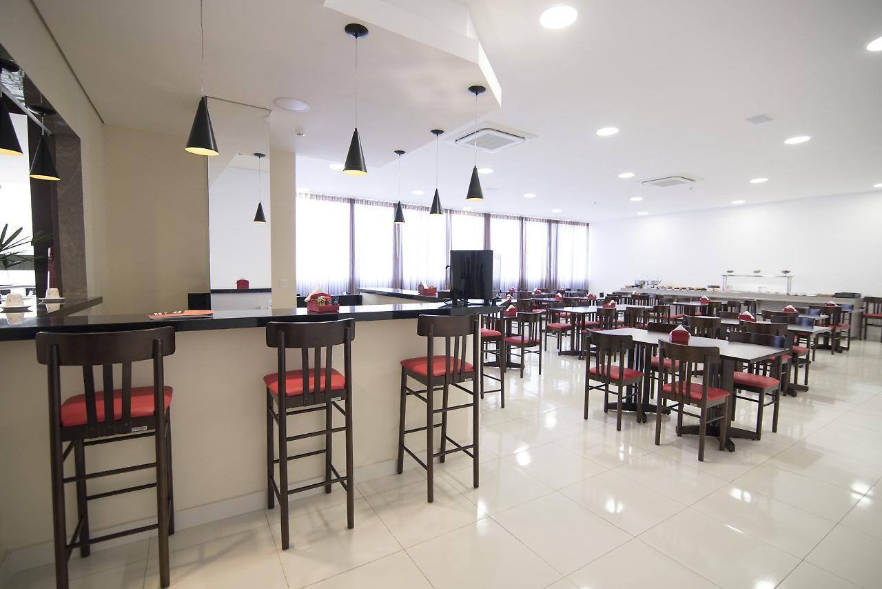 Hotel H2 Congonhas Extérieur photo The interior of the restaurant